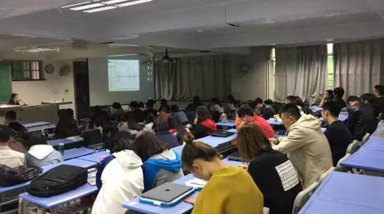 云和数据走进西安高校西京学院——云和数据西安中心