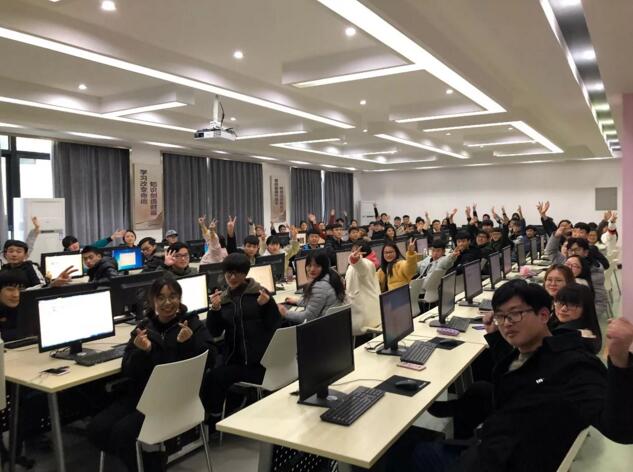河南经贸职业学院计算机工程学院3天实训课程圆满结束